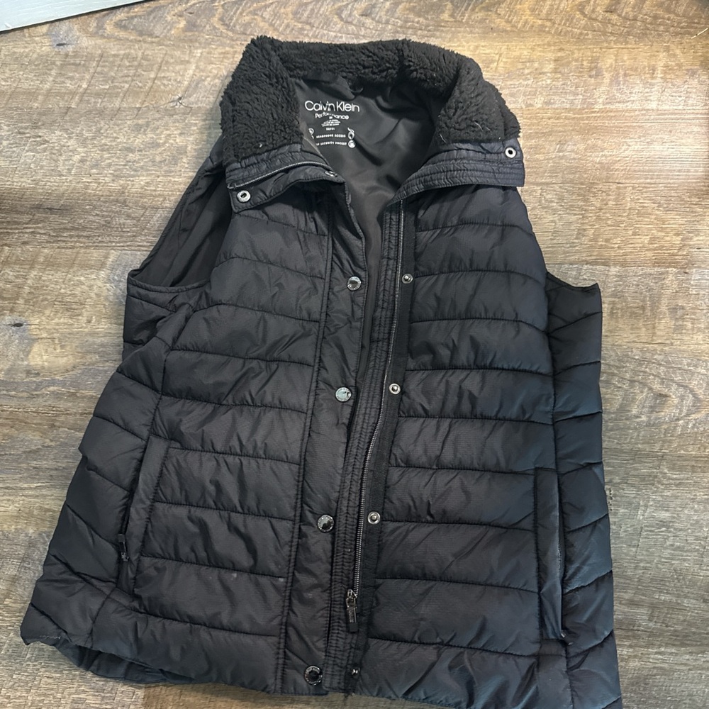 Calvin Klein Women's Quilted Black Vest
